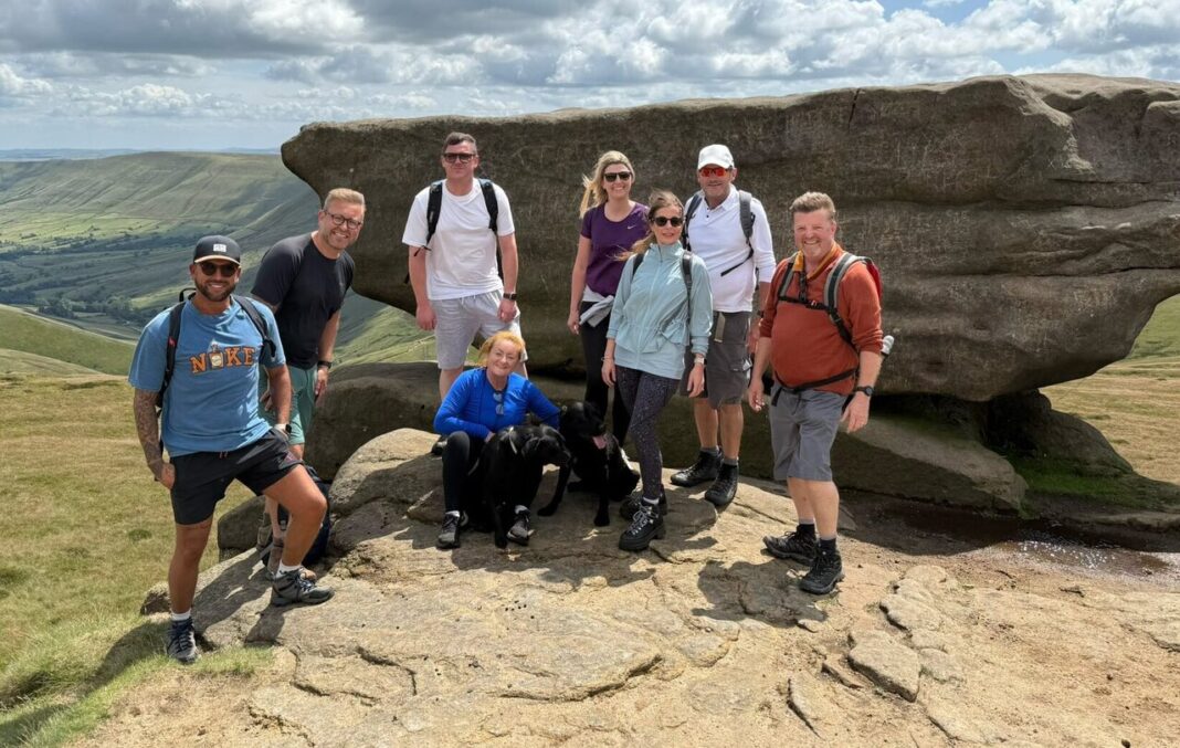 Guild Netwalking: Steve McCabe; Rob Walker; Adam Masters; Angi Cooney; Dawn Whelan; Melissa Hopson; Ian Crampton and Phillip Hall