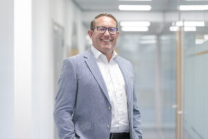 Russell Anderson, Paragon