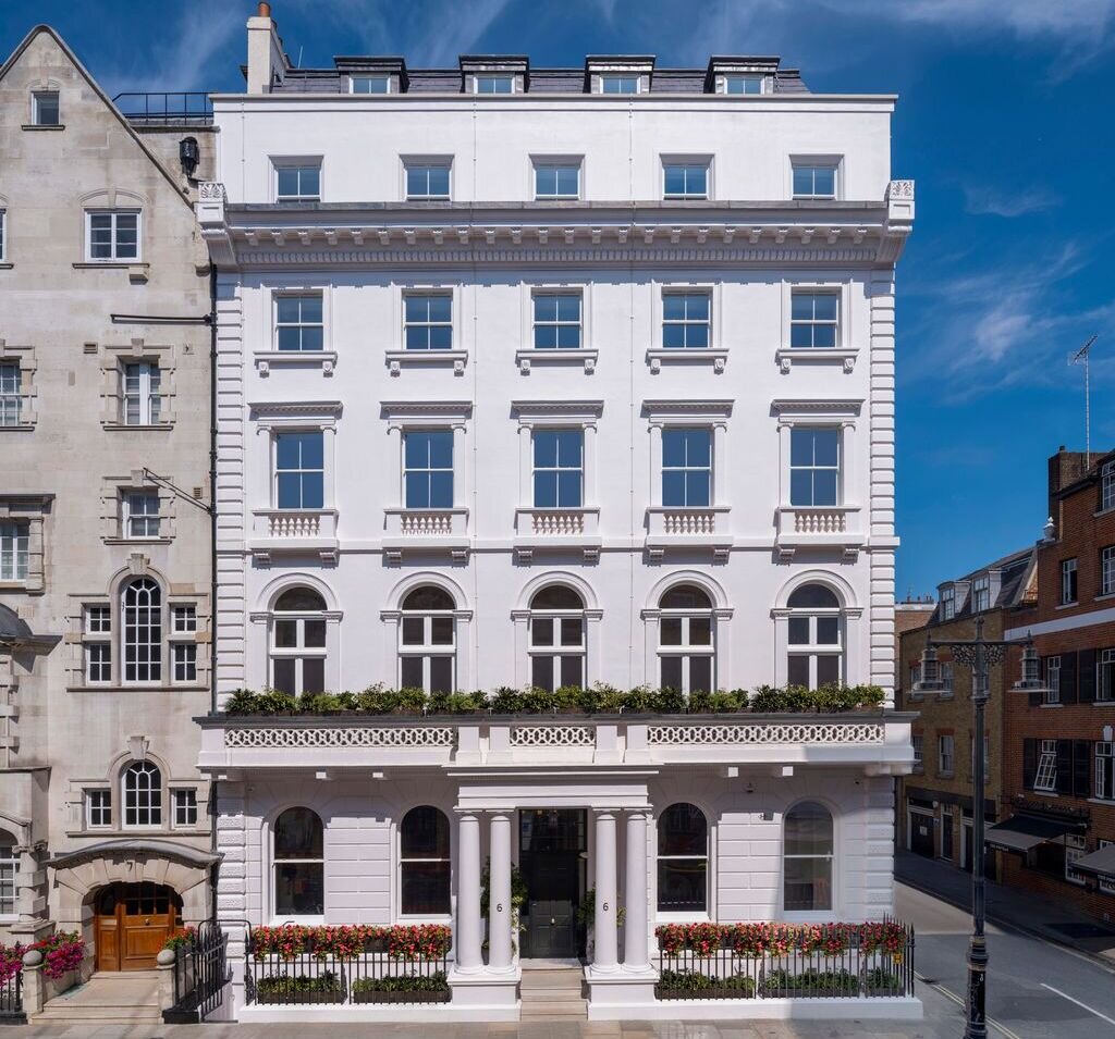 Charles Street Photo Credit: REDD Real Estate/Casa E Progetti