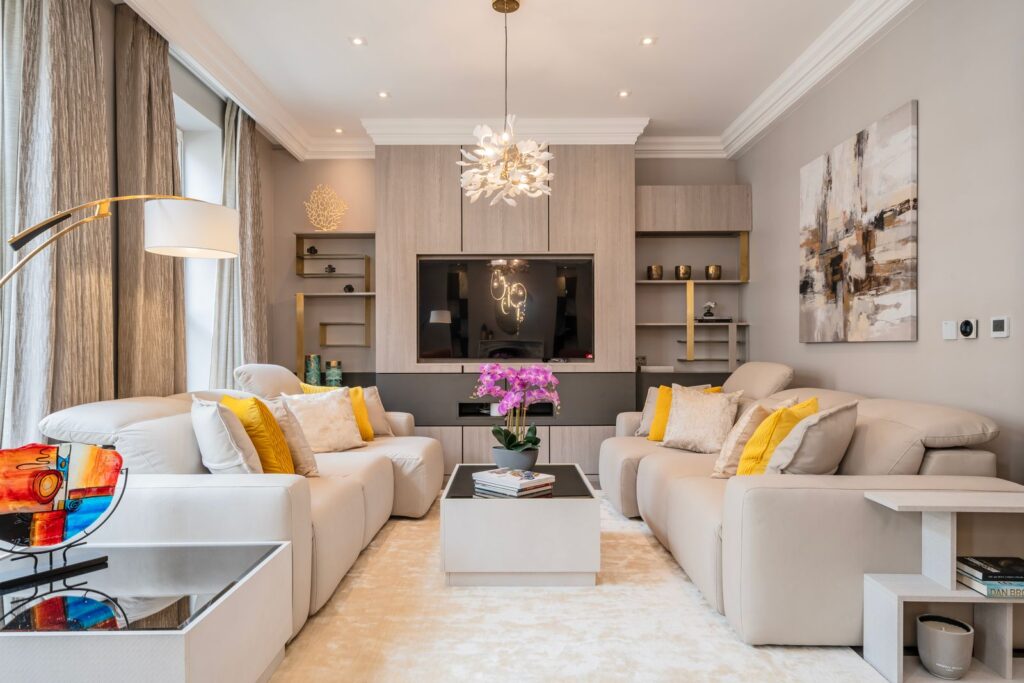Gloucester Square, Grand Reception Room