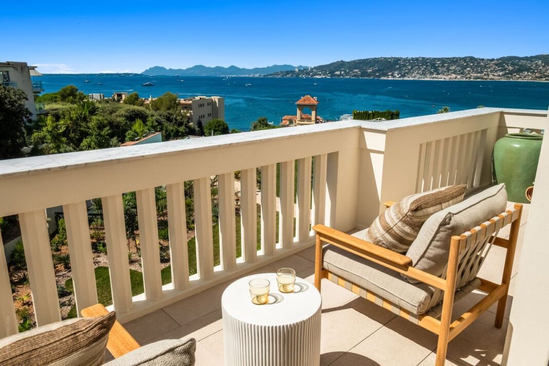Le Provençal, apartment terrace seaviews, CAUDWELL