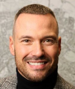 Steven Holden