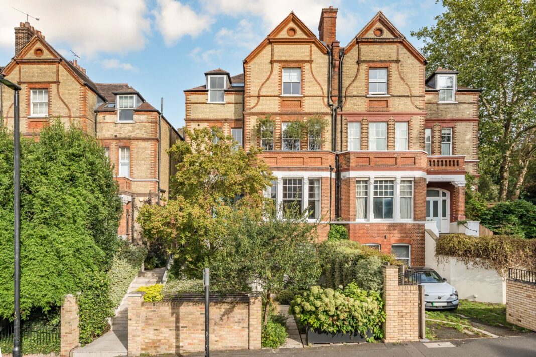 Arkwright Road, Dexters
