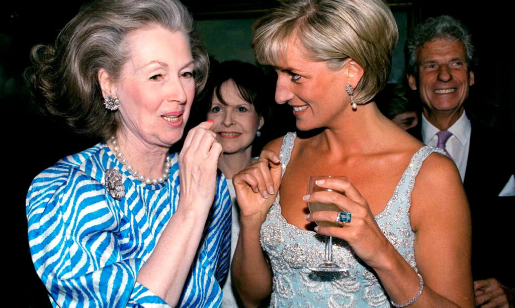 Countess Raine Spencer and stepdaughter Princess Diana