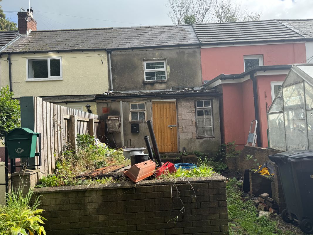 Rogerstone canal cottage PFA 2