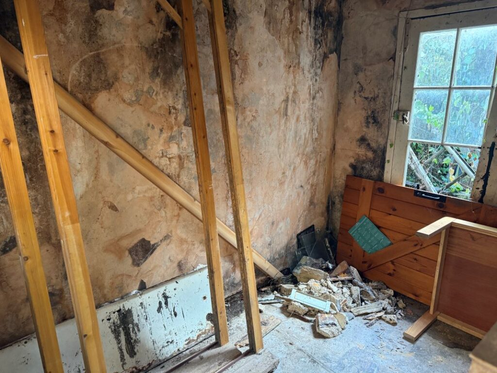 Rogerstone canal cottage PFA 7