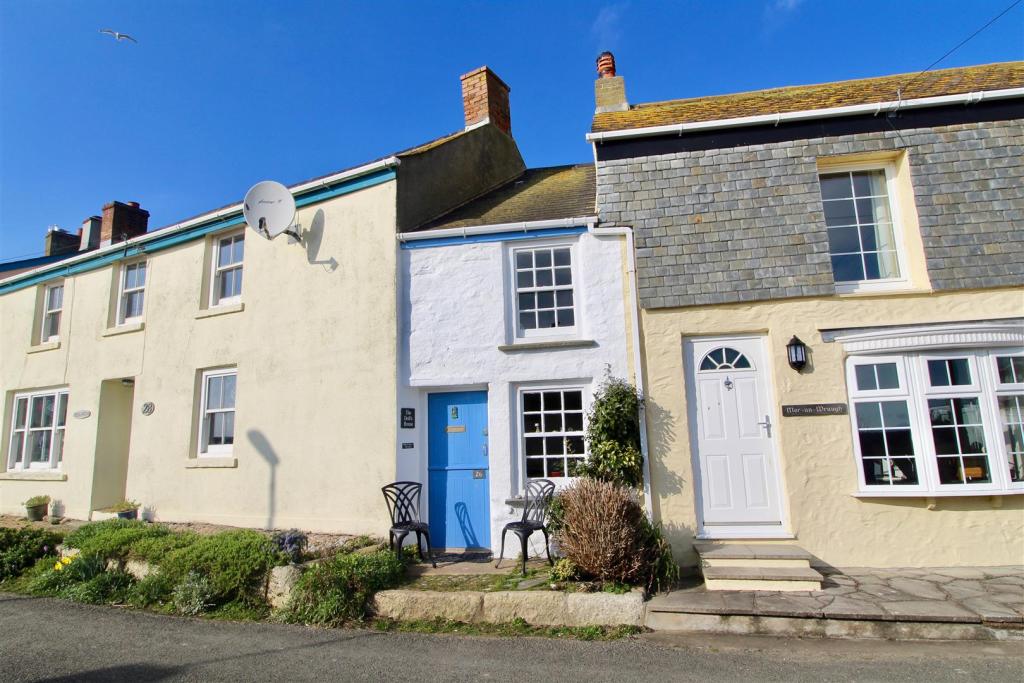 The Dolls House