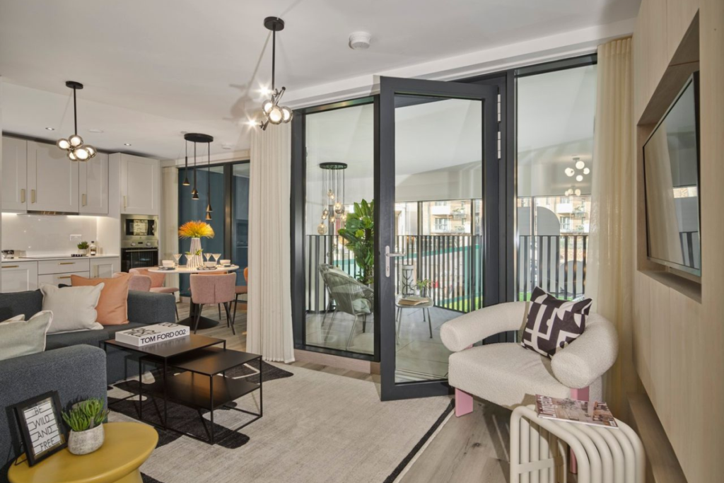 Dylon Riverside, Living Room, Weston Homes