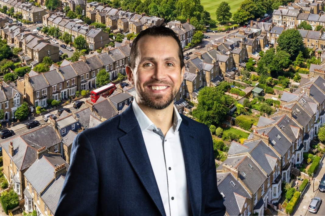 Property SARs slump as legal reports soar