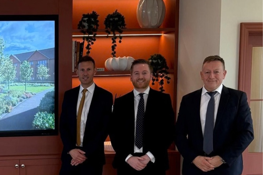 Mark O’Shea, Jonathan Howe, and Craig Reynolds