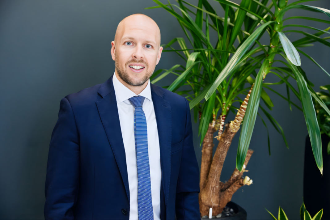 Michael Cook, Chief Executive Officer at LRG