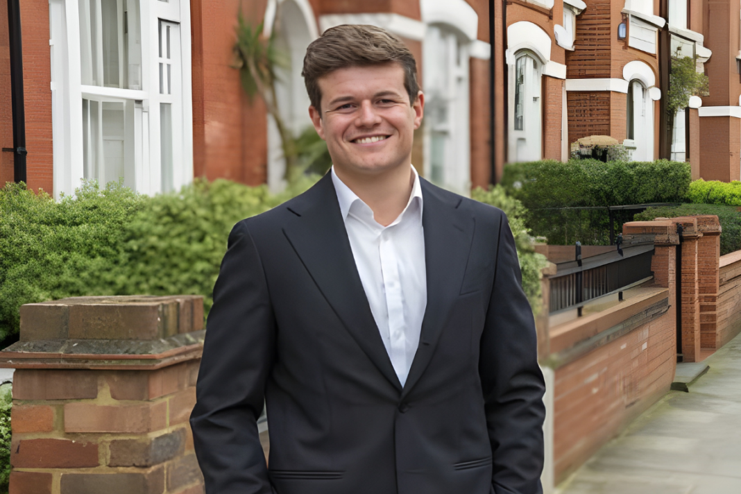 Tom Parsons, Strutt & Parker