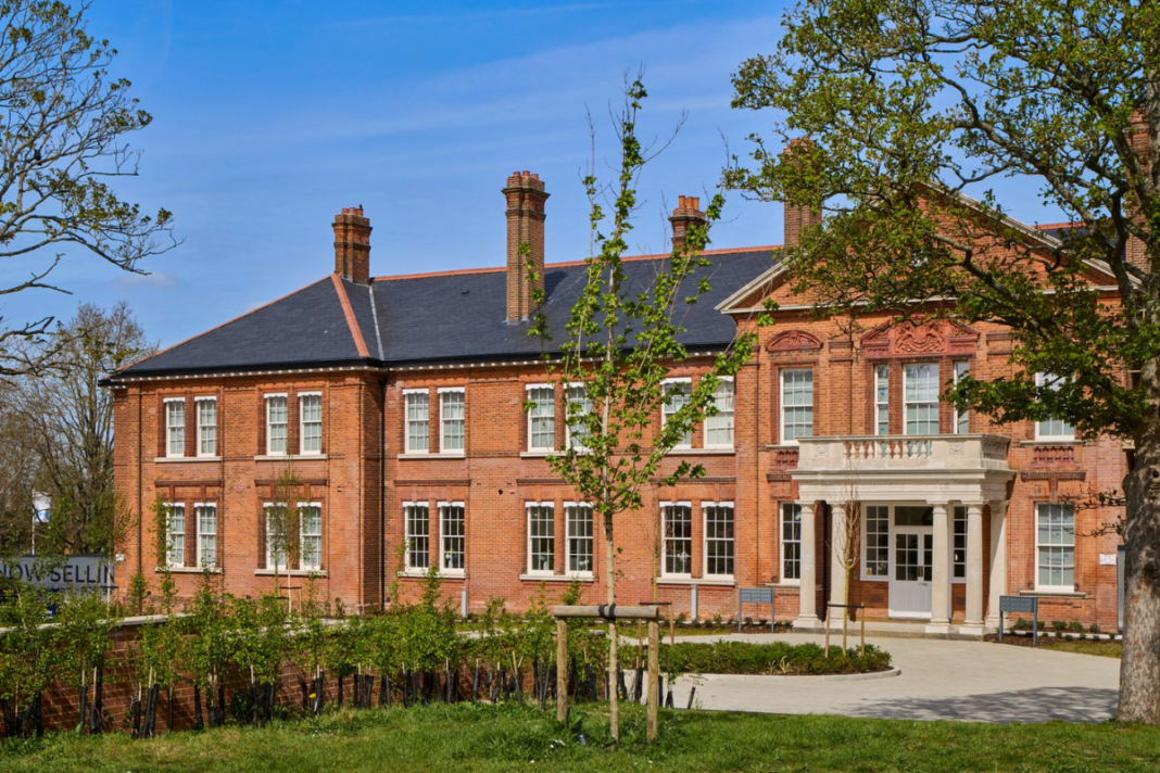 The Head Quarters, Weston Homes