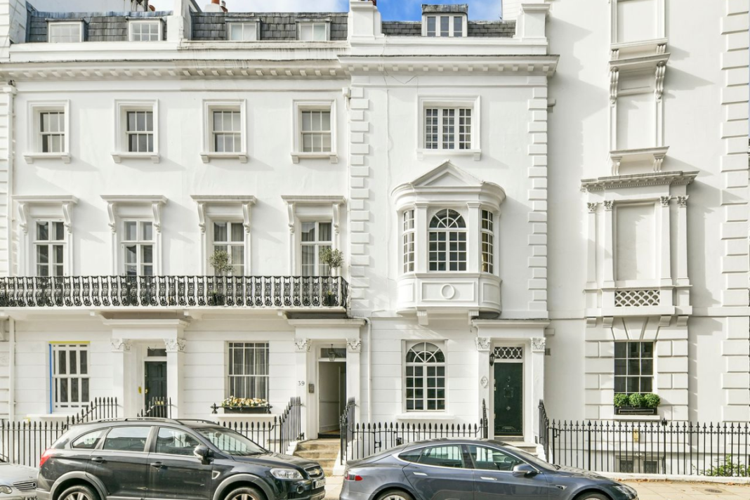 Knightsbridge townhouse with royal and Hollywood history launched for £8.25m Ovington Square, townhouse