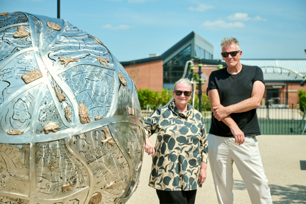 Community-created artwork unveiled at Berkeley’s Highcroft development Artists Julie Edwards and Ron Thompson beside the Wallingford Globe