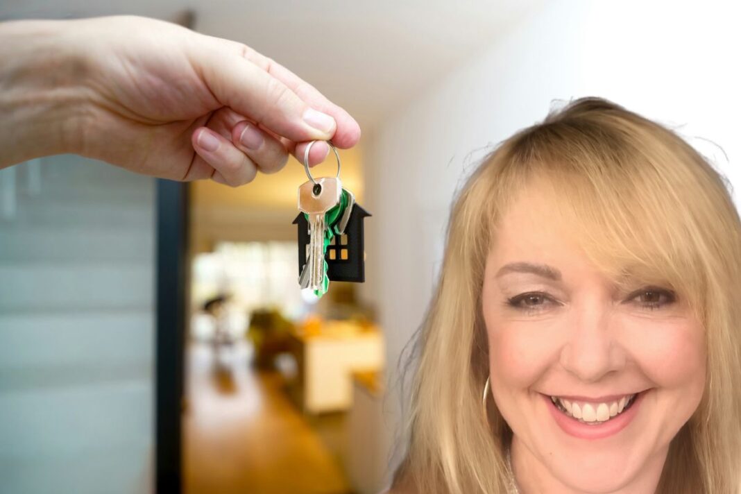 Summer movers urged to prepare for delays Laura Maggs, Managing Director of Montrose Brown Law
