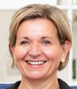 Louisa Sedgwick, Paragon Bank
