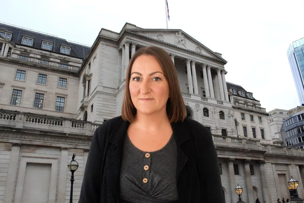 First-time buyers turn to trackers as fixed rates climb Eve Cooke, Managing Director at conveyancing specialist Montrose Brown Law