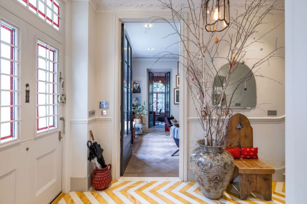 Fairfax Road, entrance hall looking into drawing room