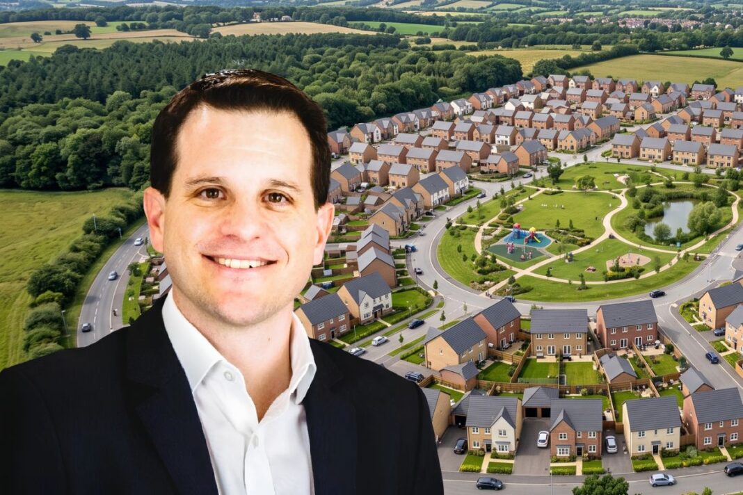 Conveyancer numbers fall by 2,000 as exchange times hit 123 days Andrew Stevens, General Manager at Access Legal