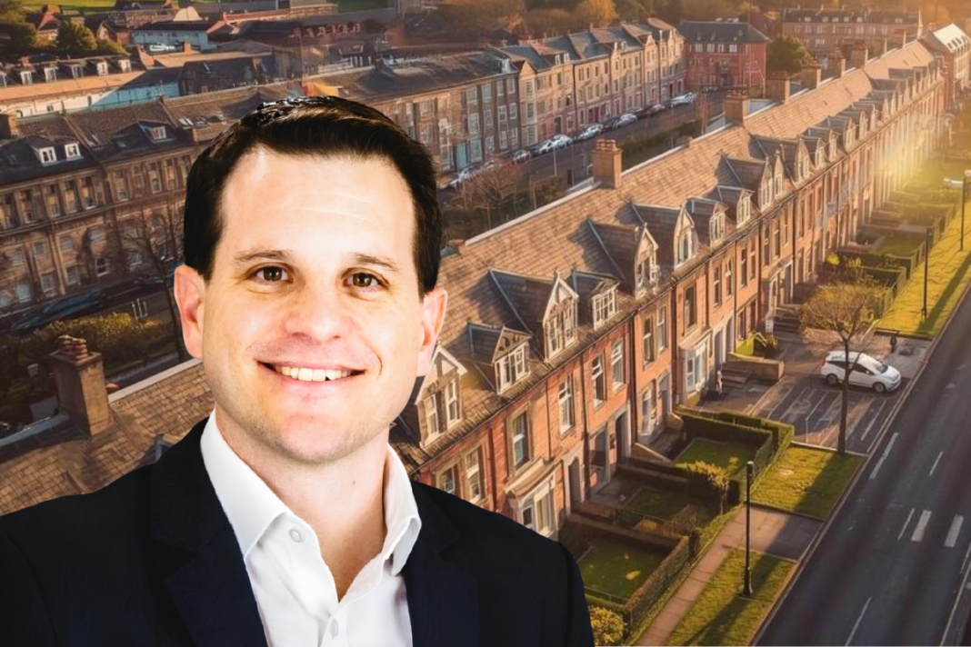 Property activity shifts north as London records slowest growth Andrew Stevens, General Manager at Access Legal