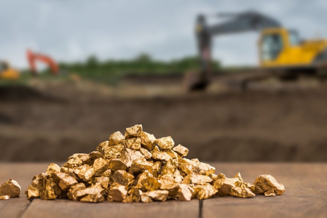 Eight in 10 estate agents say revenue is trapped in old CRM data Goldmine
