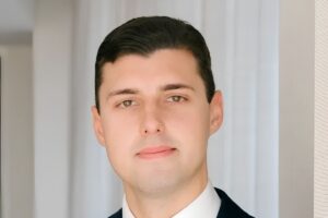 Vlad Viaryshka, Senior Super-Prime Sales Negotiator at Beauchamp Estates