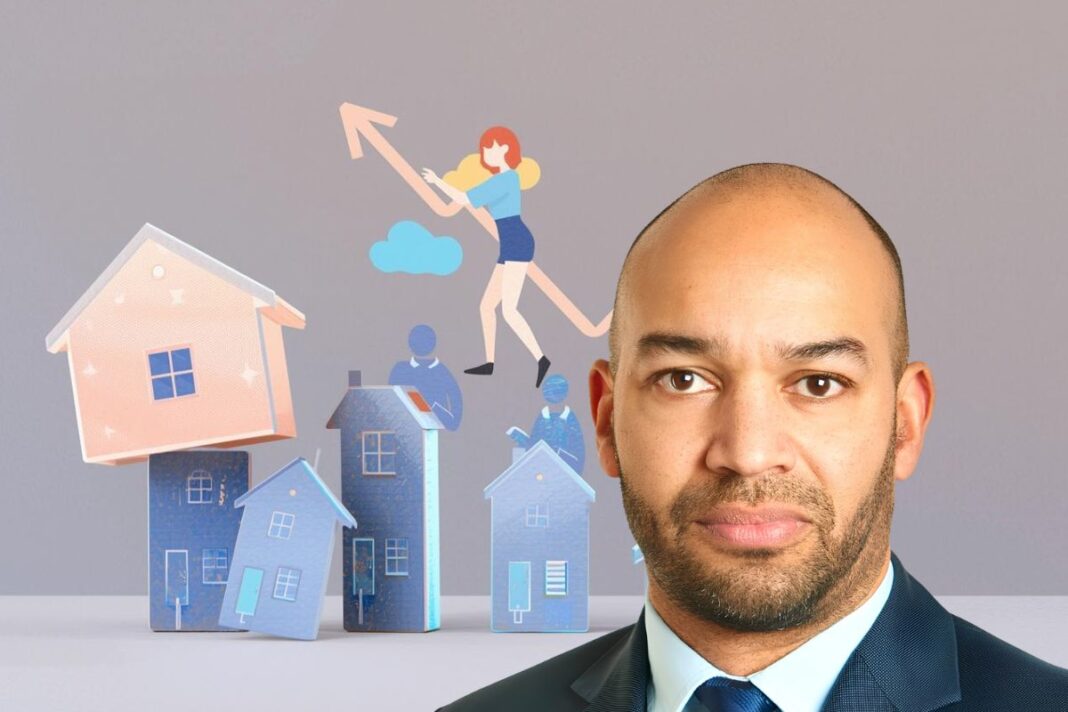 House price-to-income gap falls to 11-year low Andrew Asaam, Mortgages Director at Lloyds